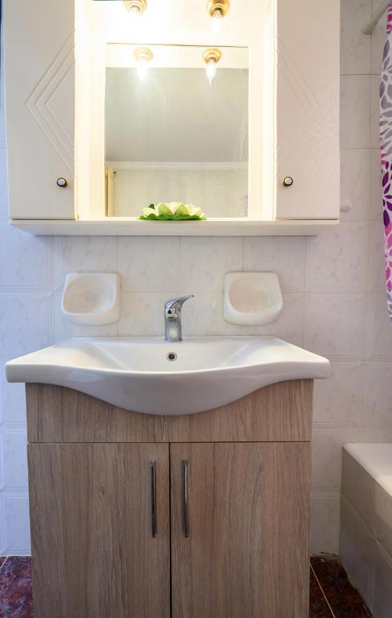 פרבזה Flower Apartment מראה חיצוני תמונה